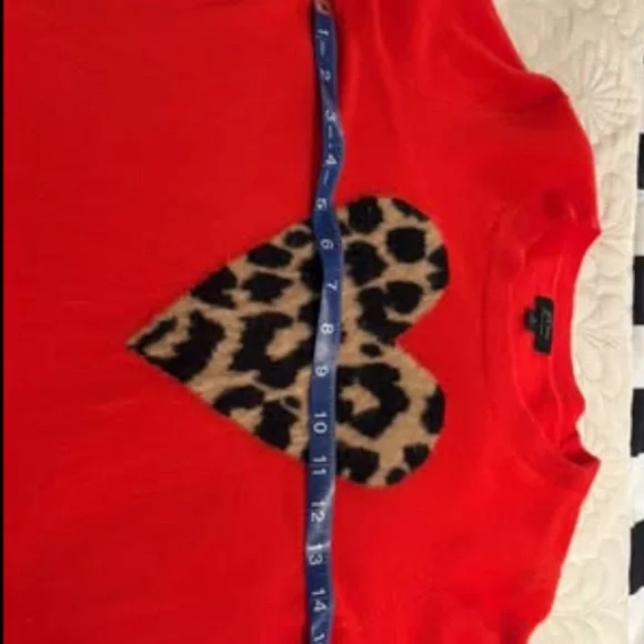 Jcrew everyday red cashmere with leopard heart size S - Picture 5 of 5